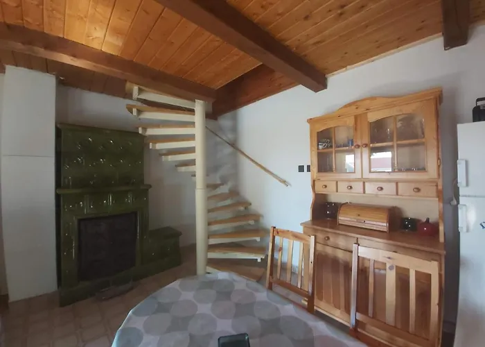 Erdo Szelen Haziko *